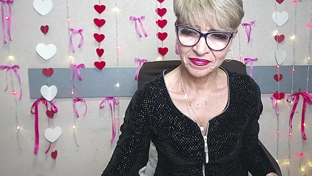 Snapshot of EllaBonito chatting on January 27, 2025, 12:48 pm EllaBonito online show from January 27, 2025, 12:48 pm