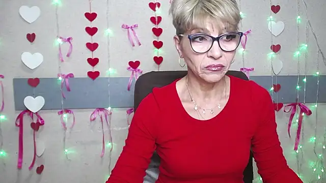 Snapshot of EllaBonito chatting on January 31, 2025, 6:24 am EllaBonito online show from January 31, 2025, 6:24 am