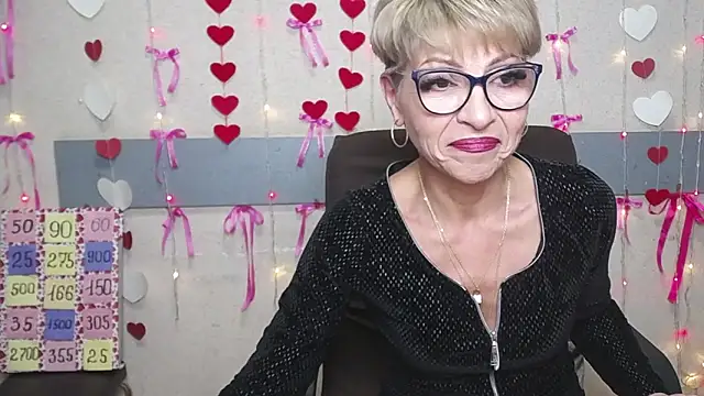 Snapshot of EllaBonito chatting on February 28, 2025, 9:36 am EllaBonito online show from February 28, 2025, 9:36 am