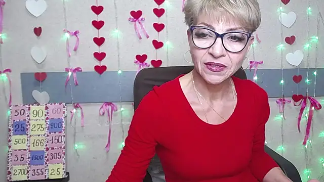 Snapshot of EllaBonito chatting on March 3, 2025, 9:44 am EllaBonito online show from March 3, 2025, 9:44 am