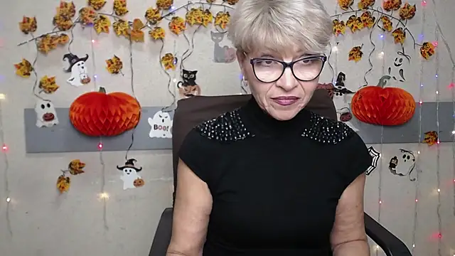 EllaBonito online show from October 22, 2025, 5:30 am