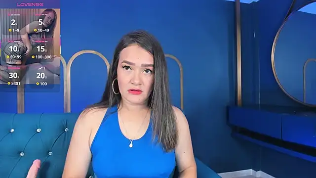 celestelewis online show from November 19, 2025, 7:58 pm