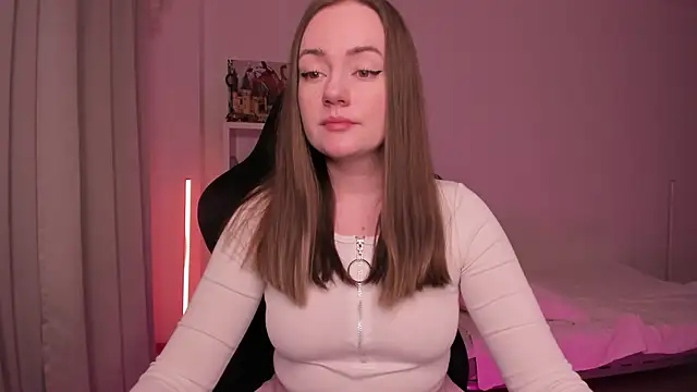 Snapshot of WalkingGirl chatting on February 6, 2025, 6:46 pm WalkingGirl online show from February 6, 2025, 6:46 pm