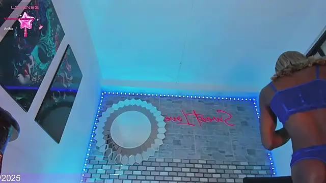 Snapshot of Karla-Ebony chatting on February 24, 2025, 1:21 pm Karla-Ebony online show from February 24, 2025, 1:21 pm