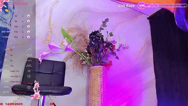 Snapshot of Karla-Ebony chatting on September 14, 2025, 1:43 pm Karla-Ebony online show from September 14, 2025, 1:43 pm