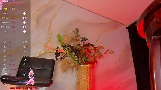 Snapshot of Karla-Ebony chatting on September 21, 2025, 3:57 pm Karla-Ebony online show from September 21, 2025, 3:57 pm