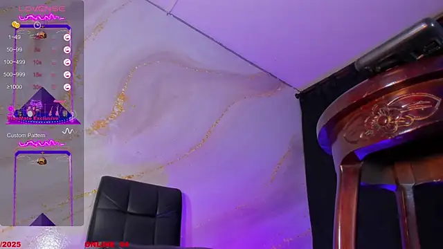 Snapshot of Karla-Ebony chatting on October 4, 2025, 4:10 am Karla-Ebony online show from October 4, 2025, 4:10 am