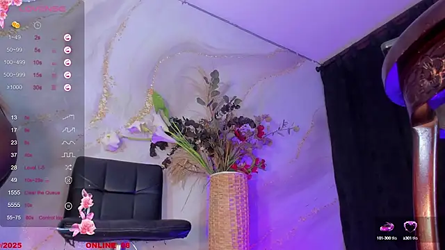 Snapshot of Karla-Ebony chatting on October 8, 2025, 1:31 pm Karla-Ebony online show from October 8, 2025, 1:31 pm