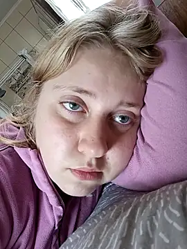 AnastasiaSky19 online show from October 2, 2025, 11:28 am