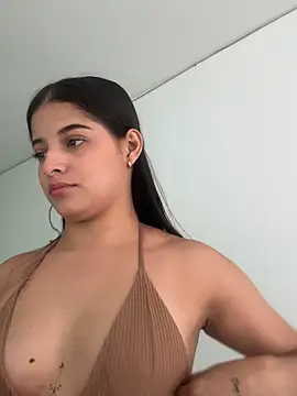 Snapshot of Arilw chatting on February 7, 2025, 8:20 pm Arilw online show from February 7, 2025, 8:20 pm
