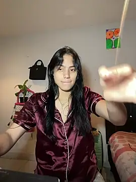 Snapshot of ariel_jonees chatting on January 5, 2025, 2:27 am ariel jonees online show from January 5, 2025, 2:27 am
