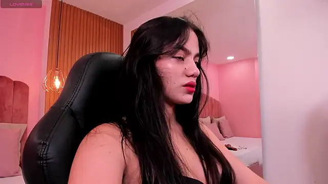 Snapshot of ariel_jonees chatting on March 1, 2025, 12:23 pm ariel jonees online show from March 1, 2025, 12:23 pm