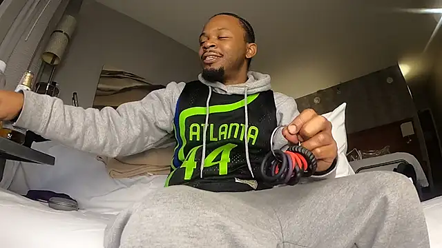 Snapshot of MobyDxck chatting on January 17, 2025, 11:51 pm MobyDxck online show from January 17, 2025, 11:51 pm