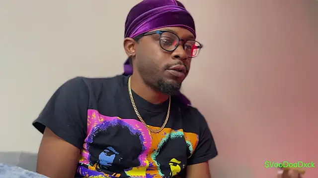 Snapshot of MobyDxck chatting on December 15, 2025, 7:29 pm MobyDxck online show from December 15, 2025, 7:29 pm