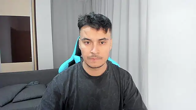 MatMalonne online show from October 25, 2025, 5:19 pm