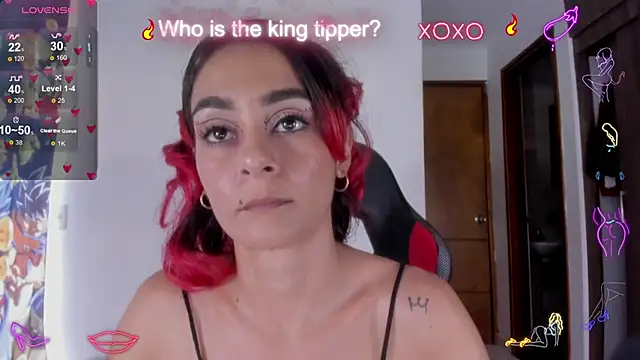 serafelle online show from December 2, 2024, 8:55 pm