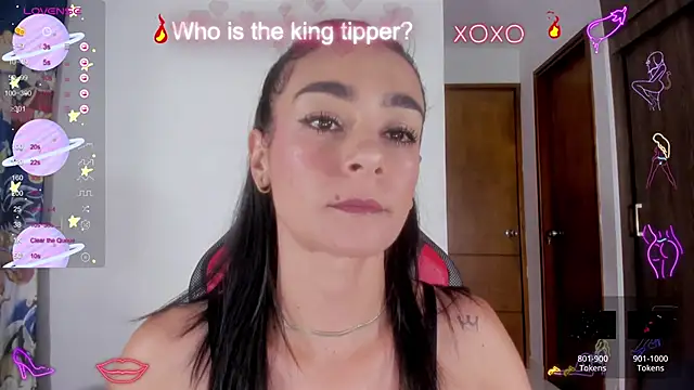 serafelle online show from February 18, 2025, 12:26 am