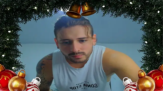 Snapshot of Ares_blue chatting on December 10, 2024, 11:54 am Ares blue online show from December 10, 2024, 11:54 am