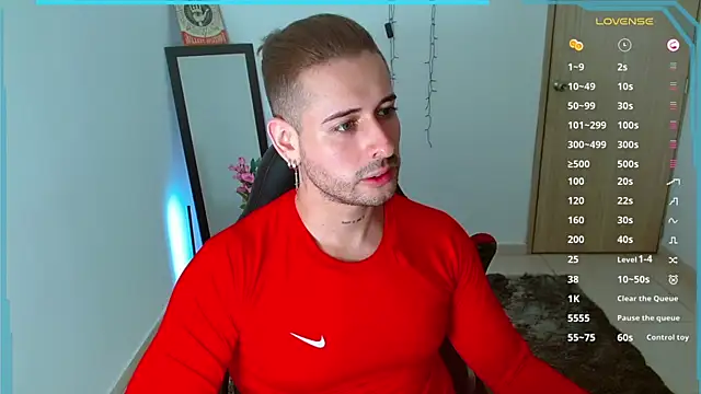 Snapshot of Ares_blue chatting on January 9, 2025, 2:18 pm Ares blue online show from January 9, 2025, 2:18 pm