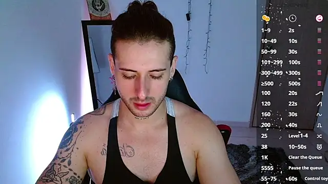 Snapshot of Ares_blue chatting on January 22, 2025, 10:50 am Ares blue online show from January 22, 2025, 10:50 am