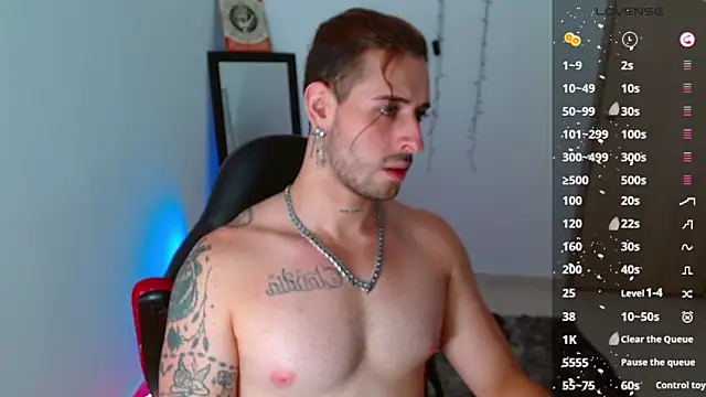 Snapshot of Ares_blue chatting on January 25, 2025, 3:09 pm Ares blue online show from January 25, 2025, 3:09 pm