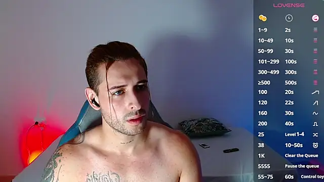 Snapshot of Ares_blue chatting on March 13, 2025, 11:30 am Ares blue online show from March 13, 2025, 11:30 am