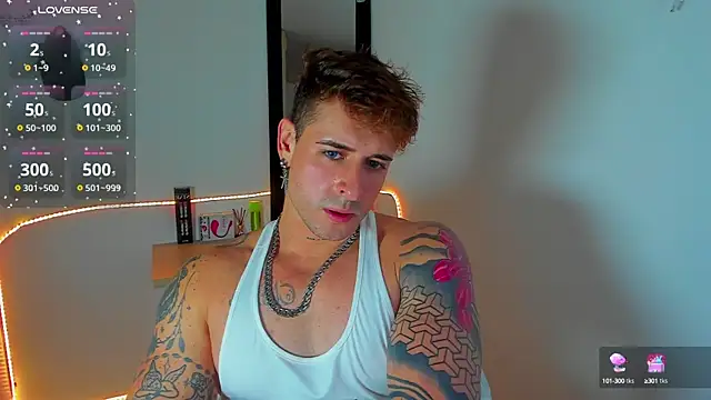 Snapshot of Ares_blue chatting on September 23, 2025, 12:13 am Ares blue online show from September 23, 2025, 12:13 am