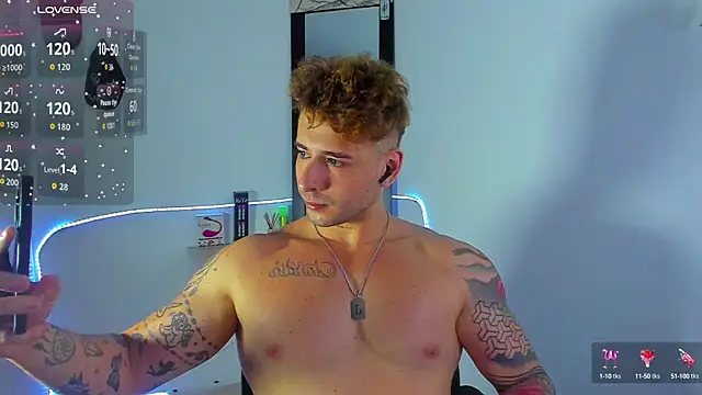 Snapshot of Ares_blue chatting on October 6, 2025, 10:02 am Ares blue online show from October 6, 2025, 10:02 am