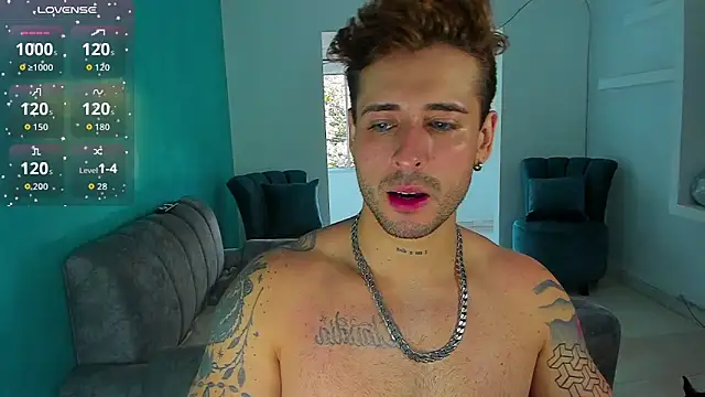 Snapshot of Ares_blue chatting on November 12, 2025, 2:17 pm Ares blue online show from November 12, 2025, 2:17 pm