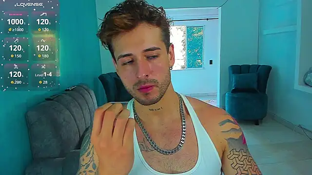 Snapshot of Ares_blue chatting on November 14, 2025, 1:21 pm Ares blue online show from November 14, 2025, 1:21 pm