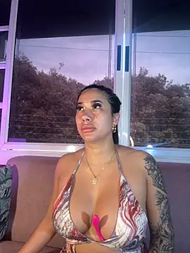 Snapshot of kiim_taaylor chatting on September 18, 2025, 1:24 pm kiim taaylor online show from September 18, 2025, 1:24 pm