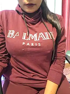 Snapshot of N-Natasha chatting on December 30, 2024, 11:17 pm N-Natasha online show from December 30, 2024, 11:17 pm