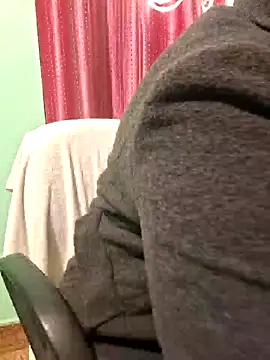 Snapshot of N-Natasha chatting on January 9, 2025, 10:52 am N-Natasha online show from January 9, 2025, 10:52 am