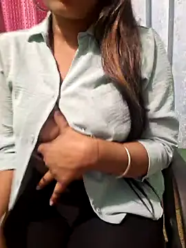 Snapshot of N-Natasha chatting on January 28, 2025, 12:57 am N-Natasha online show from January 28, 2025, 12:57 am