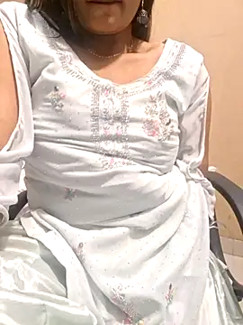 Snapshot of N-Natasha chatting on February 21, 2025, 2:50 am N-Natasha online show from February 21, 2025, 2:50 am