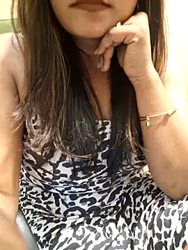 Snapshot of N-Natasha chatting on March 4, 2025, 12:50 am N-Natasha online show from March 4, 2025, 12:50 am