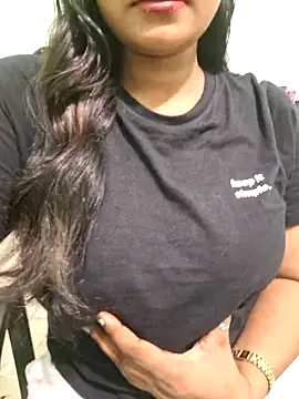 Snapshot of N-Natasha chatting on September 14, 2025, 10:36 am N-Natasha online show from September 14, 2025, 10:36 am