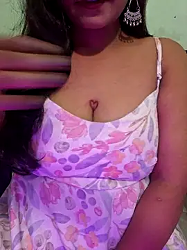 Snapshot of N-Natasha chatting on September 17, 2025, 3:08 am N-Natasha online show from September 17, 2025, 3:08 am