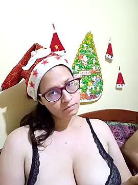 Snapshot of couple_orgasm chatting on December 16, 2024, 5:06 am couple orgasm online show from December 16, 2024, 5:06 am