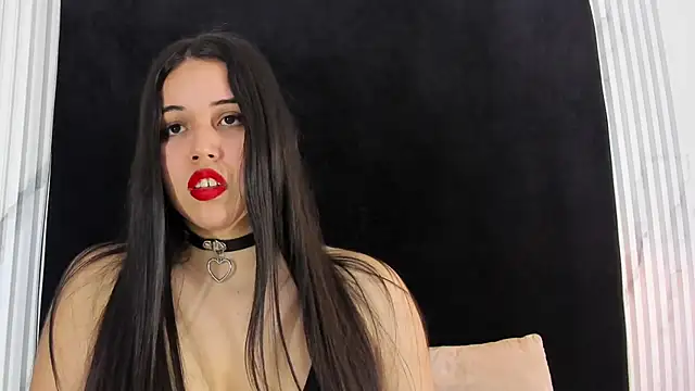 melaniecooperr online show from January 23, 2025, 8:35 pm