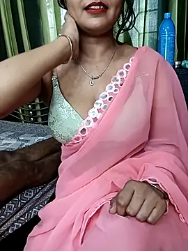 Snapshot of MUMTAJ-1 chatting on October 5, 2025, 4:00 am MUMTAJ-1 online show from October 5, 2025, 4:00 am