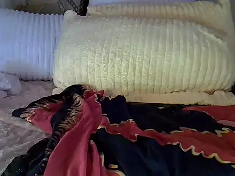 Soft gal12 online show from September 8, 2025, 4:28 pm