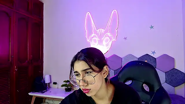 Snapshot of Horny_tgn chatting on December 23, 2024, 1:03 pm Horny tgn online show from December 23, 2024, 1:03 pm