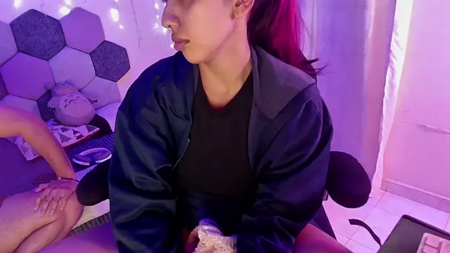 Horny tgn online show from November 29, 2025, 6:22 pm