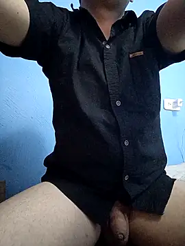 Snapshot of Cghjkkytr chatting on December 15, 2025, 5:44 am Cghjkkytr online show from December 15, 2025, 5:44 am