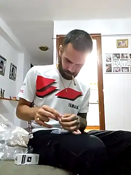 Snapshot of charlye_inkkkk chatting on October 31, 2025, 11:50 pm charlye inkkkk online show from October 31, 2025, 11:50 pm