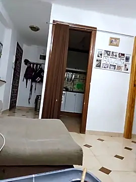 Snapshot of charlye_inkkkk chatting on November 6, 2025, 1:28 am charlye inkkkk online show from November 6, 2025, 1:28 am