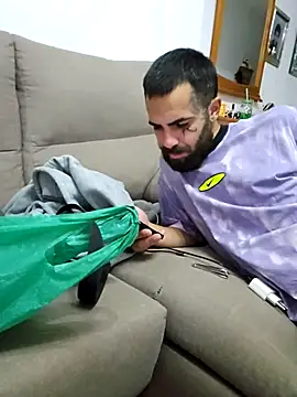 Snapshot of charlye_inkkkk chatting on November 24, 2025, 12:32 am charlye inkkkk online show from November 24, 2025, 12:32 am