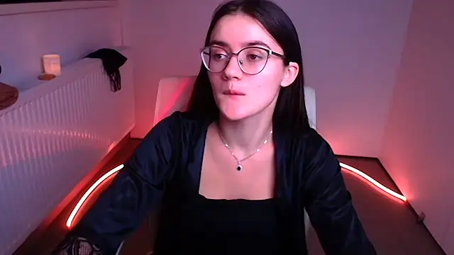 Snapshot of Josephine_jo chatting on December 12, 2024, 1:32 am Josephine jo online show from December 12, 2024, 1:32 am