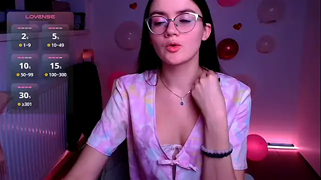 Snapshot of Josephine_jo chatting on February 18, 2025, 12:04 am Josephine jo online show from February 18, 2025, 12:04 am